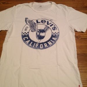 Levi's T-shirt